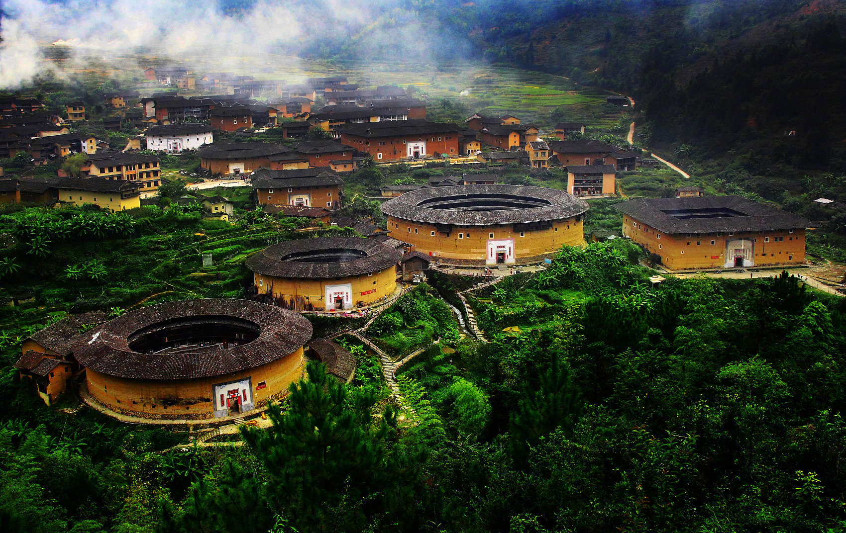 泼墨山水间,福建风情散文集