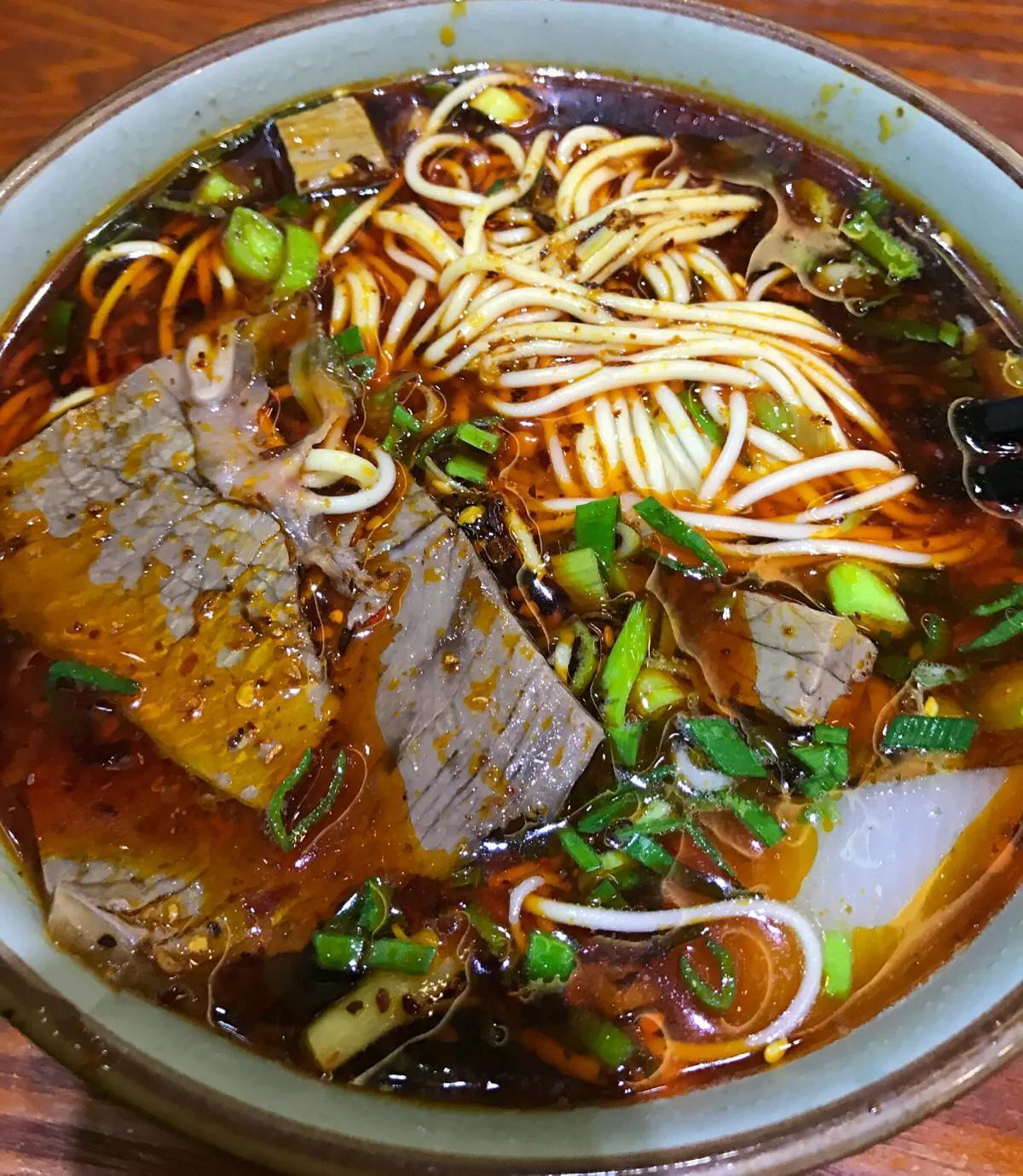 甘肃,亲爱的听众朋友们,大家好!