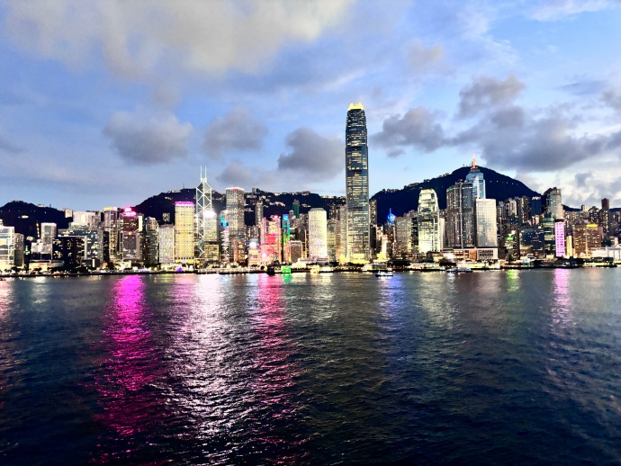 香港传奇,东方明珠的璀璨故事